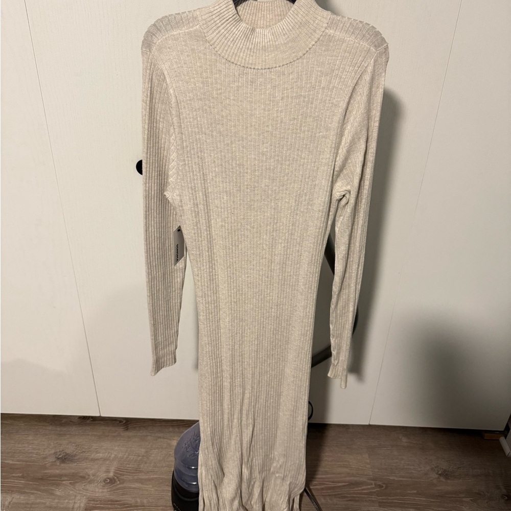 Kohl's Cream Tan Mock Neck Raglan Sleeve Dress